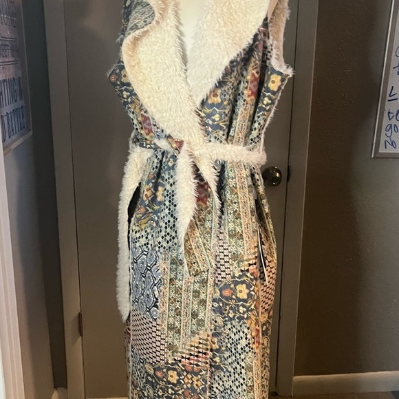 Boho suede patchwork reversible coat vest duster by Paparazzi Biz Sherpa lining - Picture 4 of 16